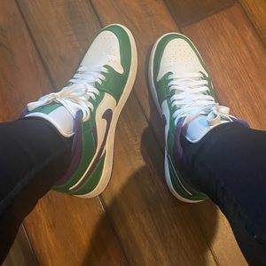 Nike air Jordan 1 mids
